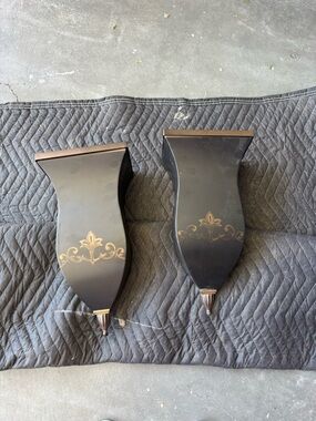 Southern Living At Home Black Wall Corbels with Gold Fleur Motif